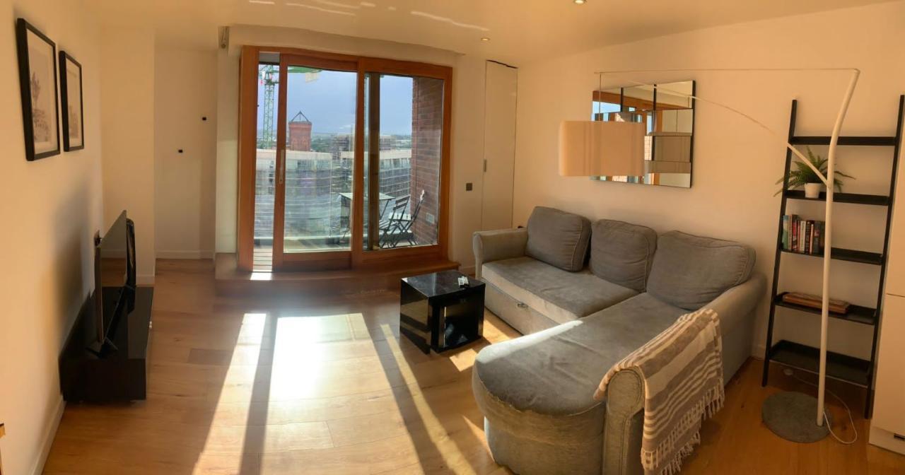 2 Bed Apartment In Granary Wharf Leeds Leeds  Esterno foto